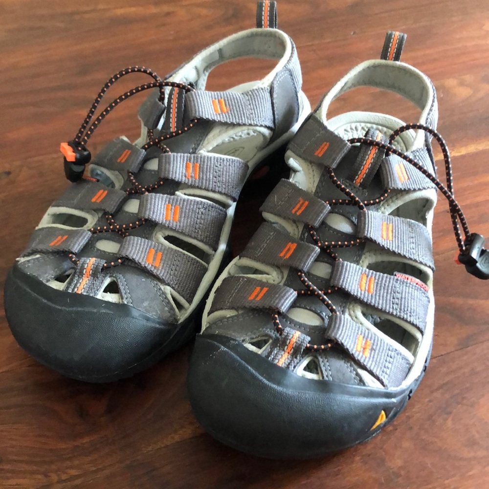Keen Clearwater sandals, in like new condition.